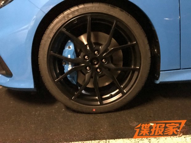 2018日內(nèi)瓦車展探館：?？怂筊S限量版